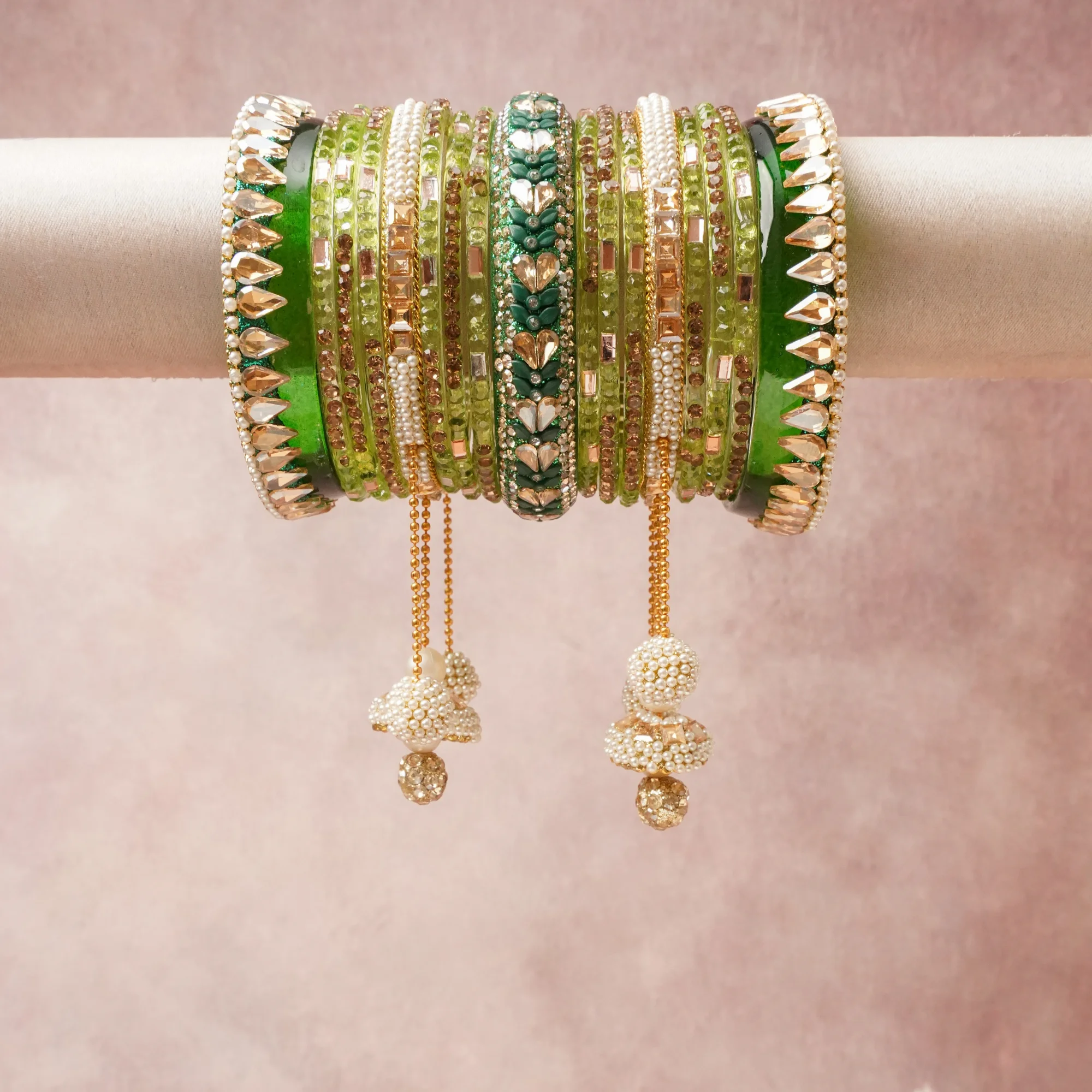A majestic Lime Green set, complemented by Gold, Pearl White, Champagne Crystal, Clear Crystal featuring Glass, Resin, Metal Alloy, Simulated Pearl, Crystal.
Rich, ceremonial, and designed to be passed through generations.